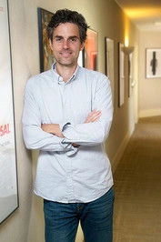 Ảnh diễn viên Alexander Young