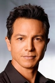 Ảnh diễn viên Benjamin Bratt