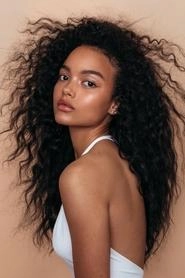 Ảnh diễn viên Whitney Peak